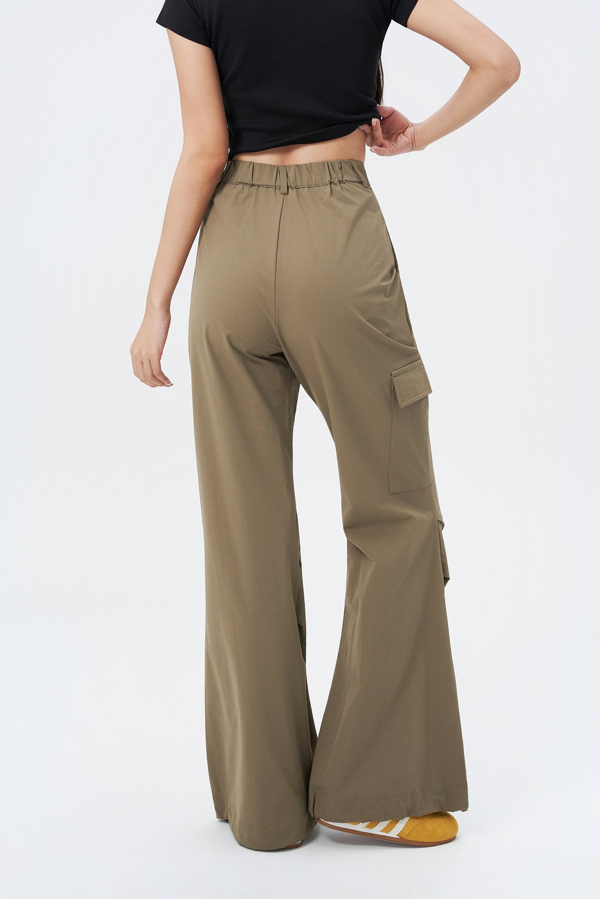 RǏWYÑ | Rare Flare Parachute Pants