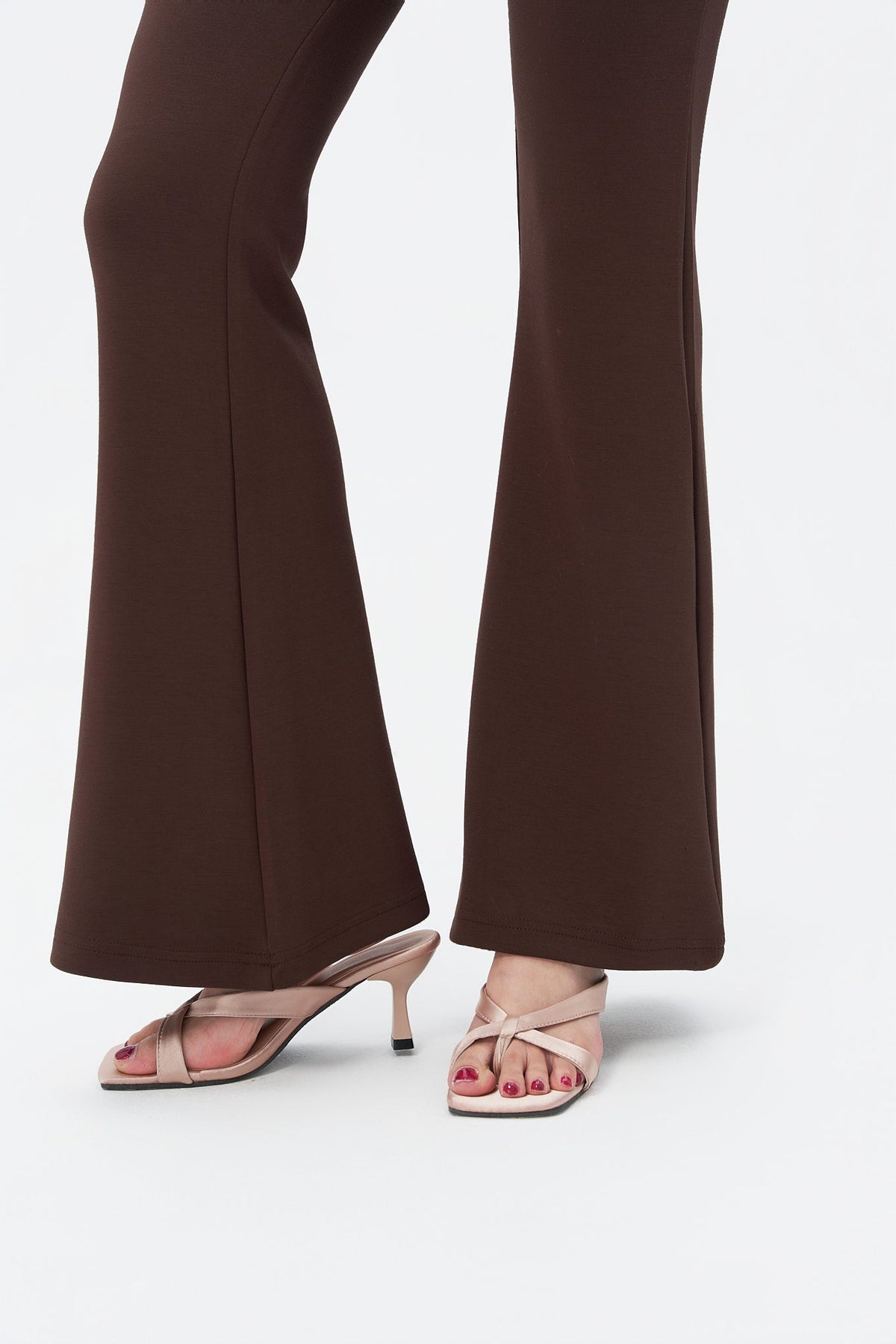 RǏWYÑ | Sculpt & Flare Leg Pants