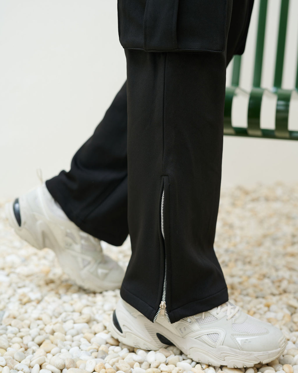 RIWYN K-Trend Multi Pockets Zippered Cargo Pantss