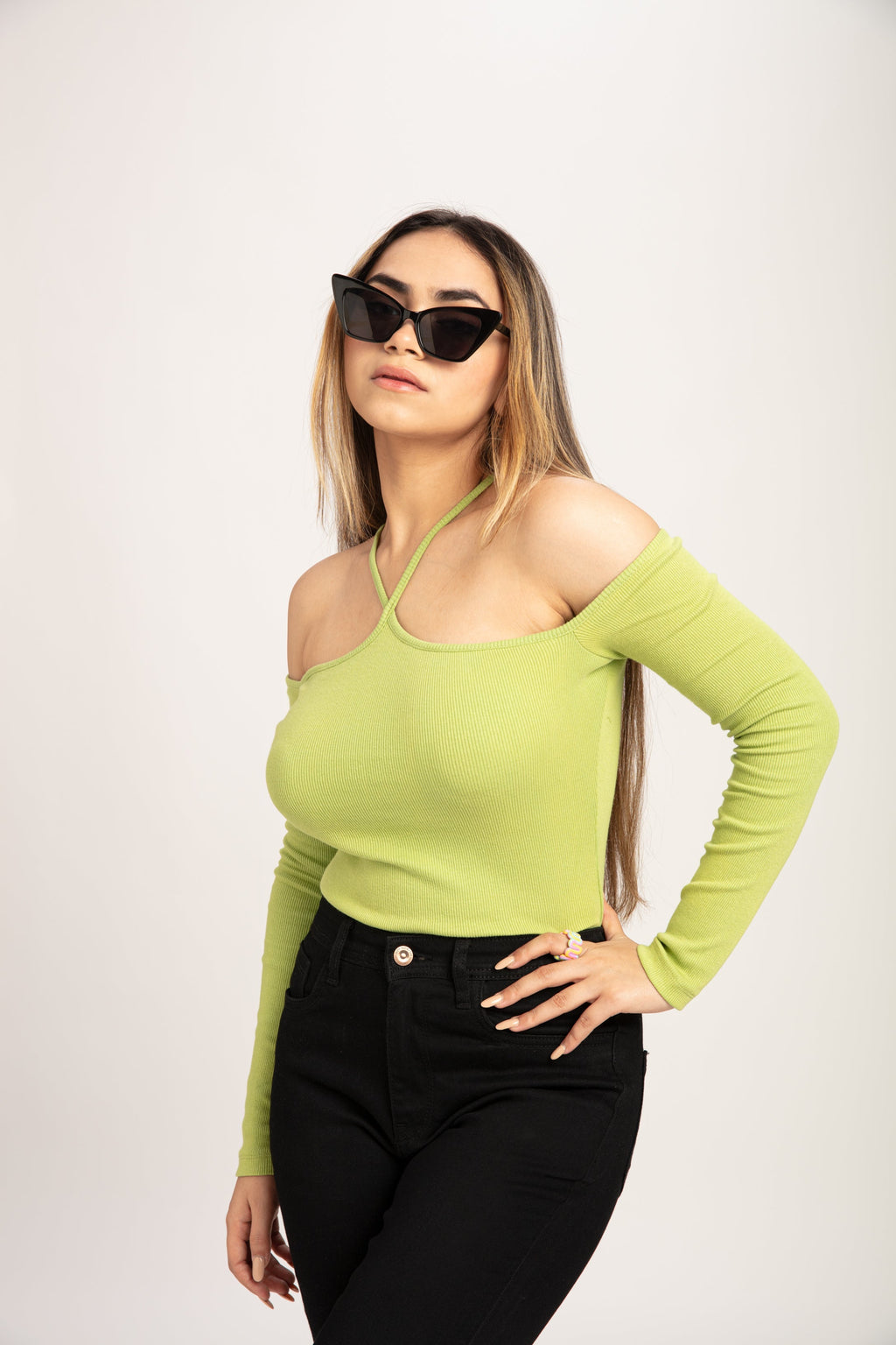 RǏWYÑ | Drop Shoulder Top