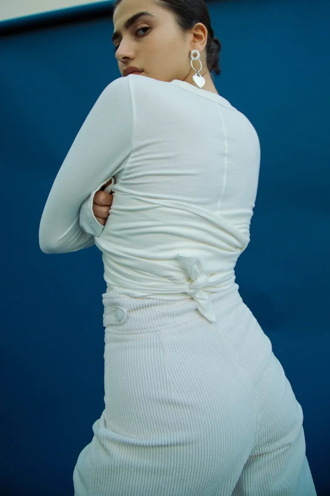 RǏWYÑ | Wrapped Sweetheart Detail White Top