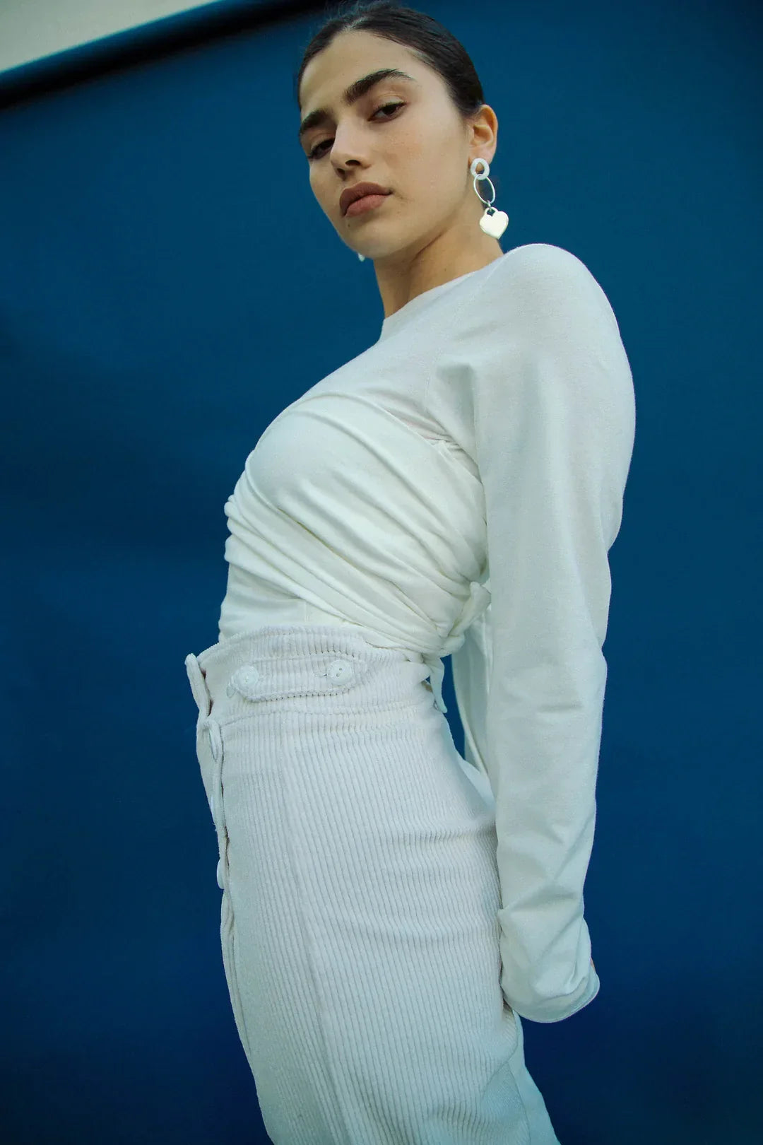 RǏWYÑ | Wrapped Sweetheart Detail White Top