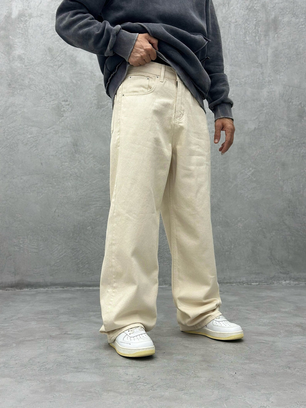 RIWYN Nude Baggy Fit Straight Leg Jeans